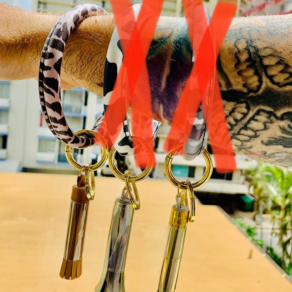 “Leopard” Key 🔑 Chain Bangle! - Picture 4 of 4